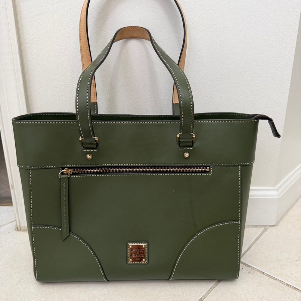 Dooney & Bourke Leather Tote Bag